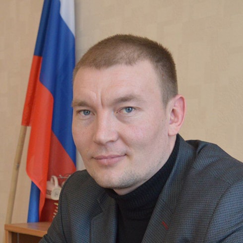P-1-min.jpg