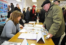 Названы популярные в России отрасли для трудоустройства пенсионеров