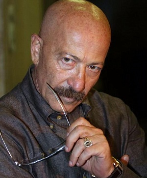 «Надо приучать людей к тому, что ты не стоишь на месте»