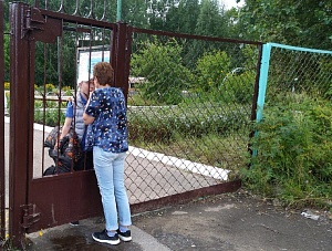 ОНИ ЖДУТ. А ВРЕМЯ ИДЁТ...