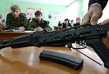 Минобороны поддержало введение военной подготовки в школах