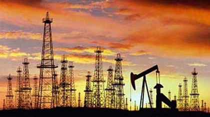 Спад инвестиций в нефтяную отрасль продолжится