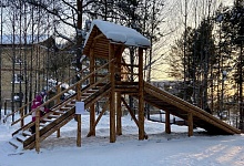 В Детском парке Ухты появилась новая деревянная горка