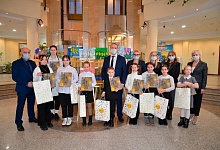 Работники АО «Транснефть – Север» провели благотворительную выставку рисунков